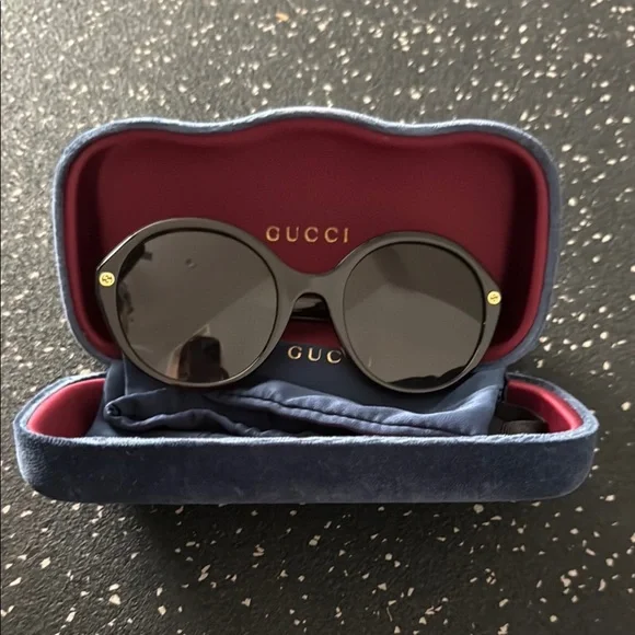Gucci Brown Sunglasses with Velvet Case Gucci Havana Brown Sunglasses with Velvet Case main image 3